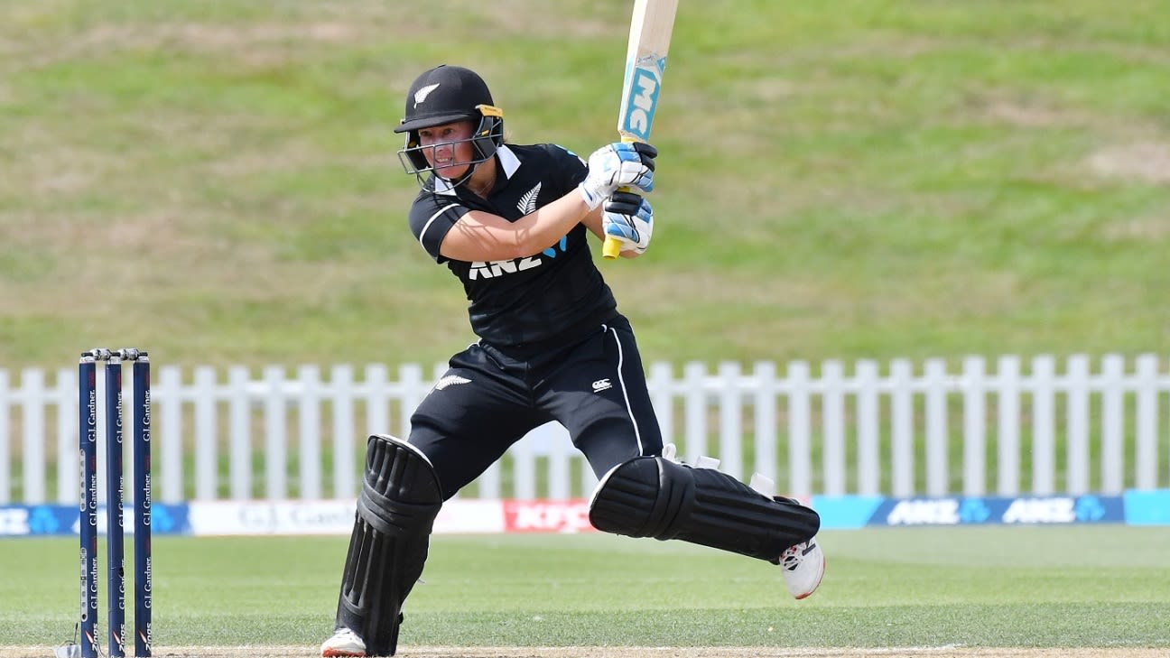 New Zealand Women pick Bree Illing, Emma McLeod, Izzy Sharp for SL series; Georgia Plimmer back after injury