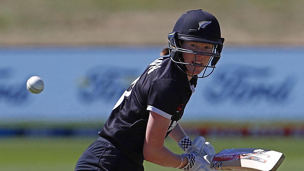 Lauren Down ruled out of NZs remaining Sri Lanka ODIs with back injury; Izzy Sharp called in